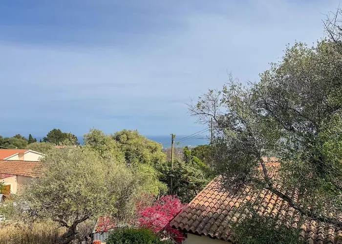 5 Min From The Sea - Jacuzzi Garden Parking Wifi