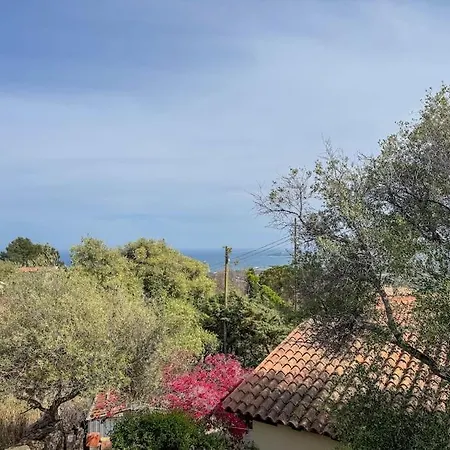 5 Min From The Sea - Jacuzzi Garden Parking Wifi