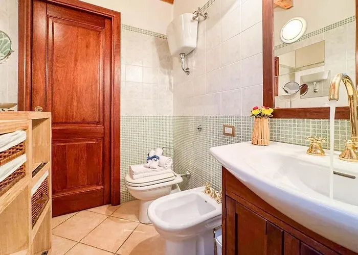 5 Min From The Sea - Jacuzzi Garden Parking Wifi *